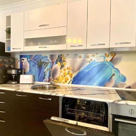 Bratanov Edelweiess Apartment Nesebar Bagian luar foto