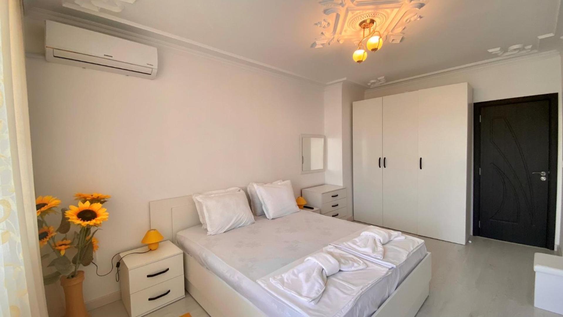 Bratanov Edelweiess Apartment Nesebar Bagian luar foto