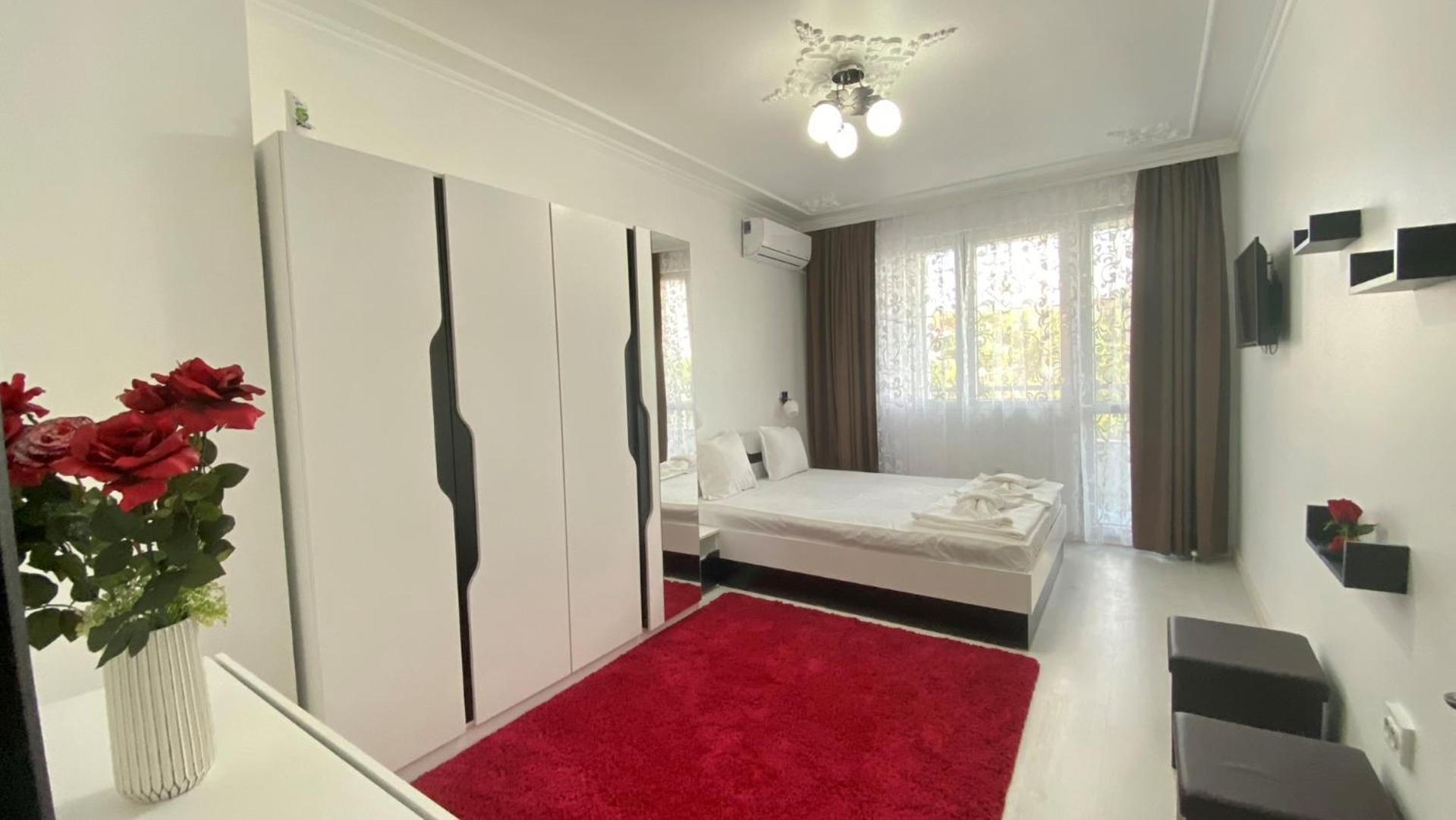 Bratanov Edelweiess Apartment Nesebar Bagian luar foto